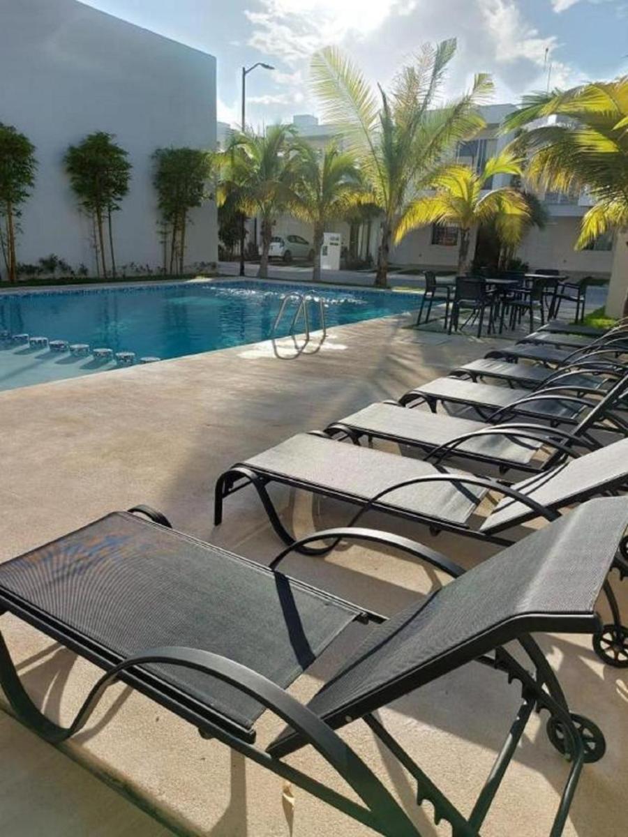 Cozy Family Vacation Home near the beach! - Housity