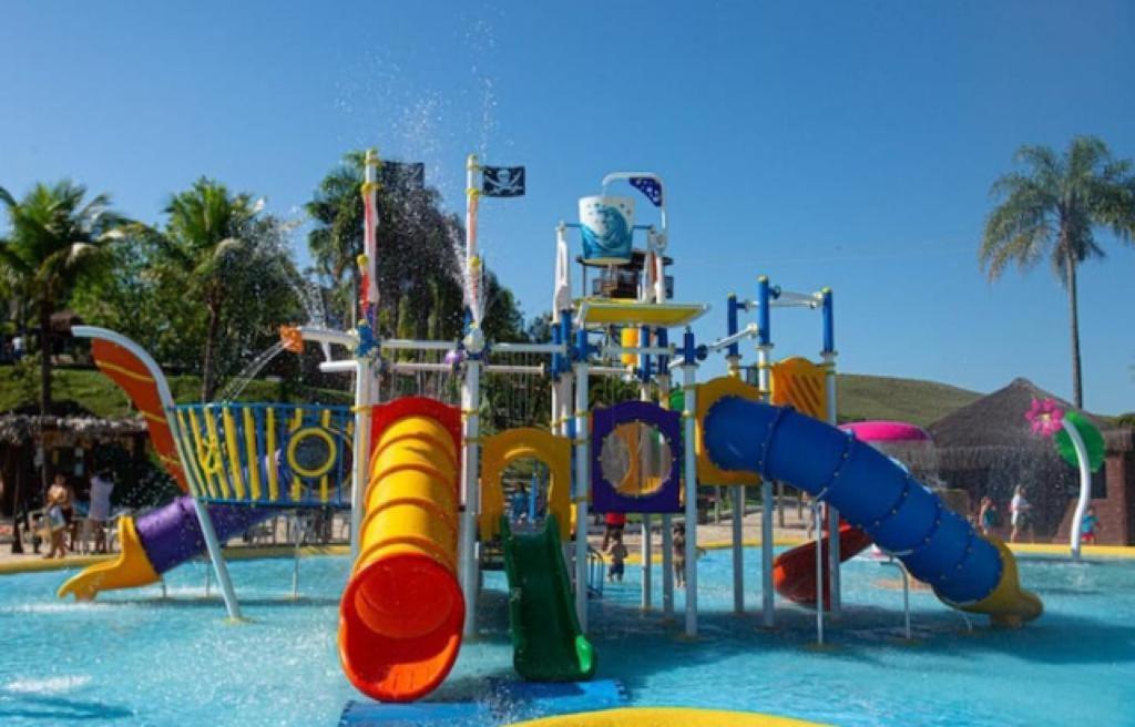 Flat inteiro - Aldeia das águas - Housity