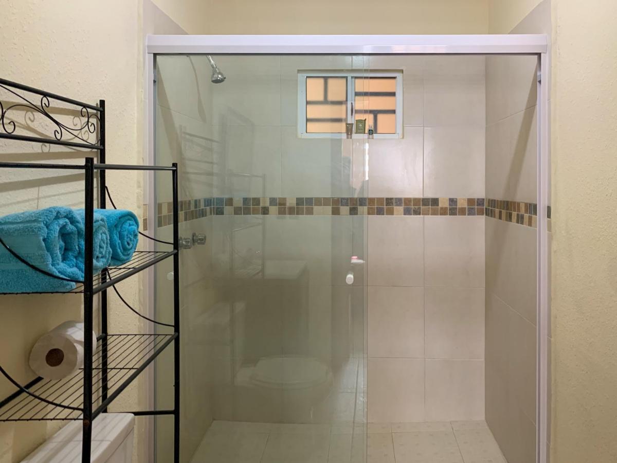 Suitetrails - House with Excellent in-town Location