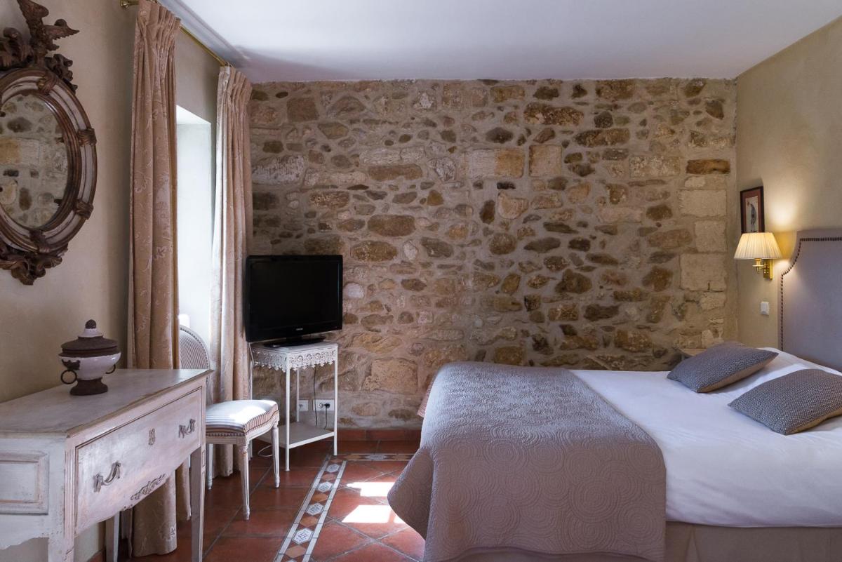 Hôtel la Magnaneraie - Housity