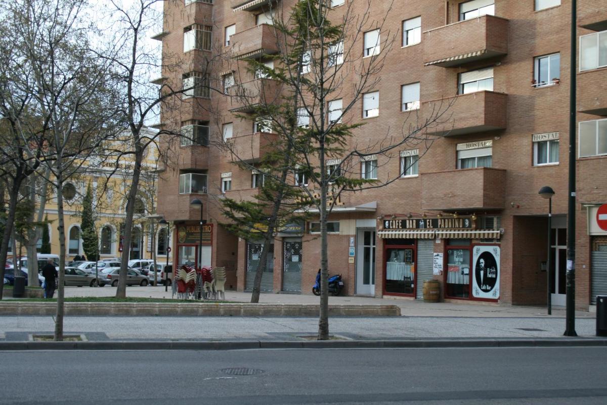 Hostal Puente de Piedra - Housity