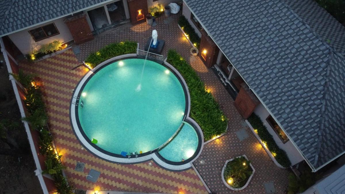 LA CASA ROYALE - Housity