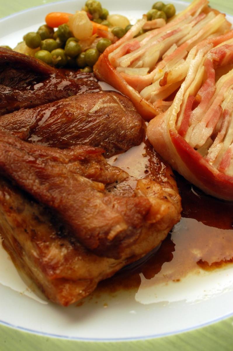 Comida en o cerca de este hotel