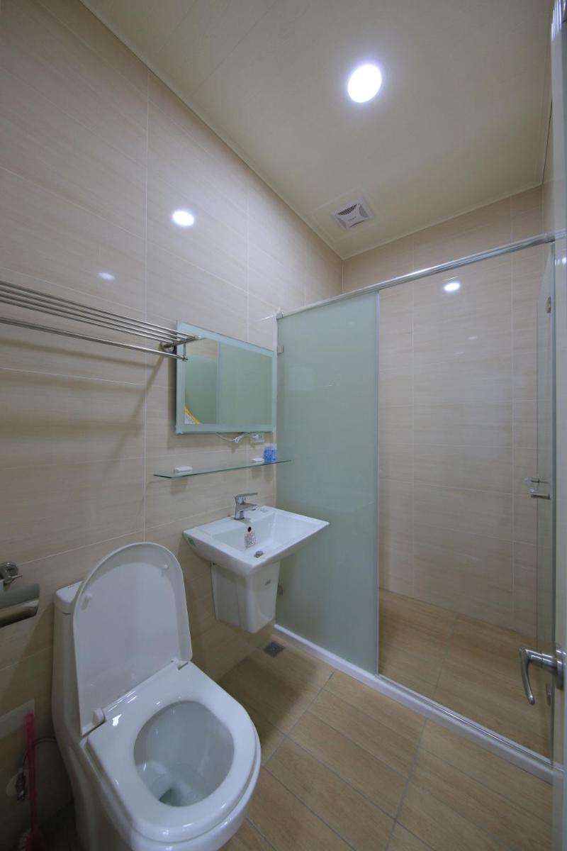 Suitetrails - Bridgeside Homestay