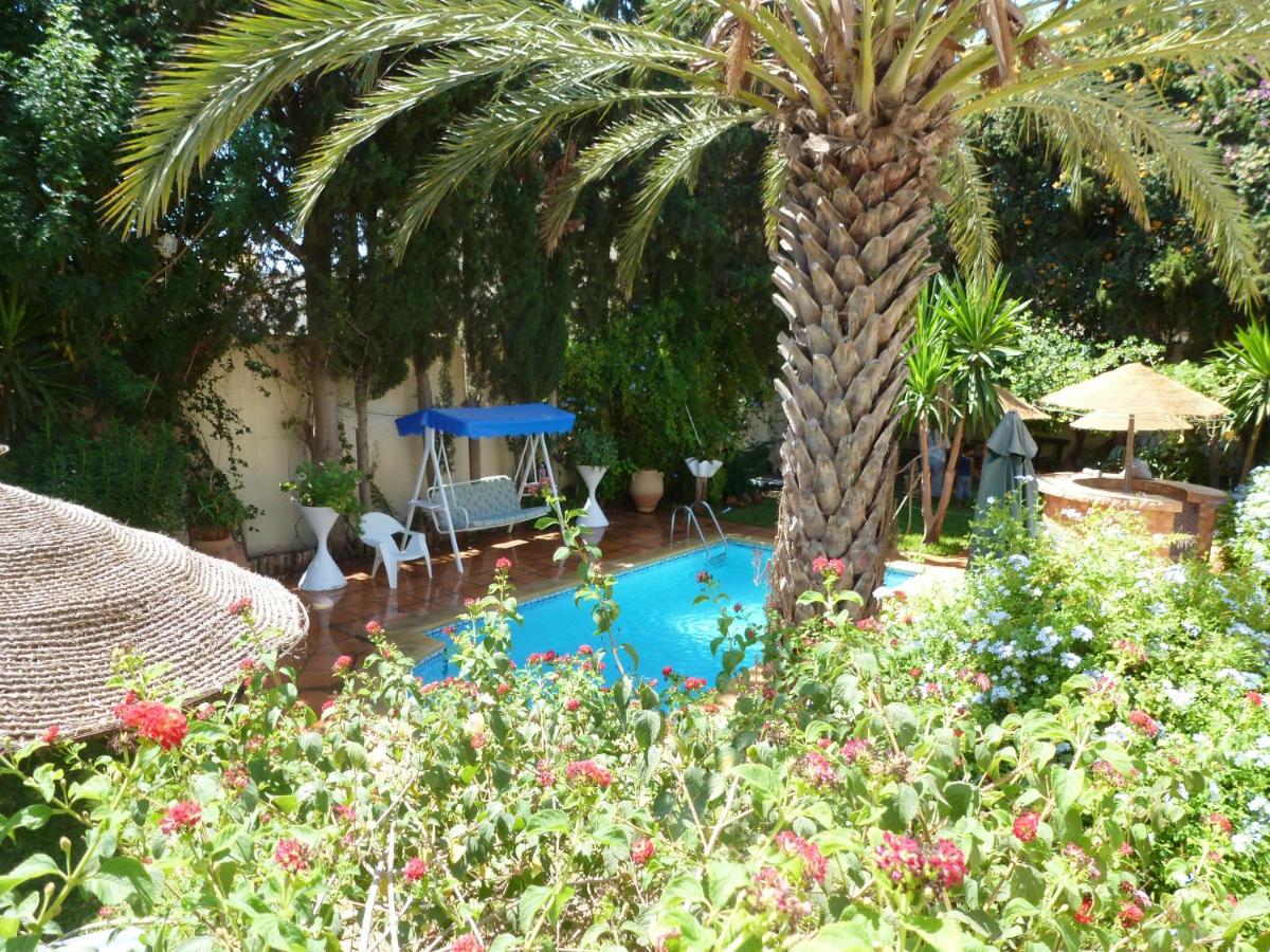 Suitetrails - 4 bedrooms villa with sea view private pool and enclosed garden at Hammamet 1 km away from the beach