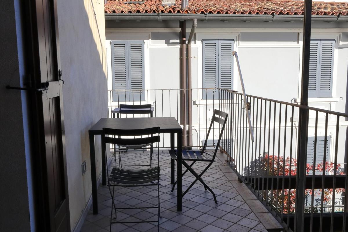 Noble Historic House Town apartment - Housity