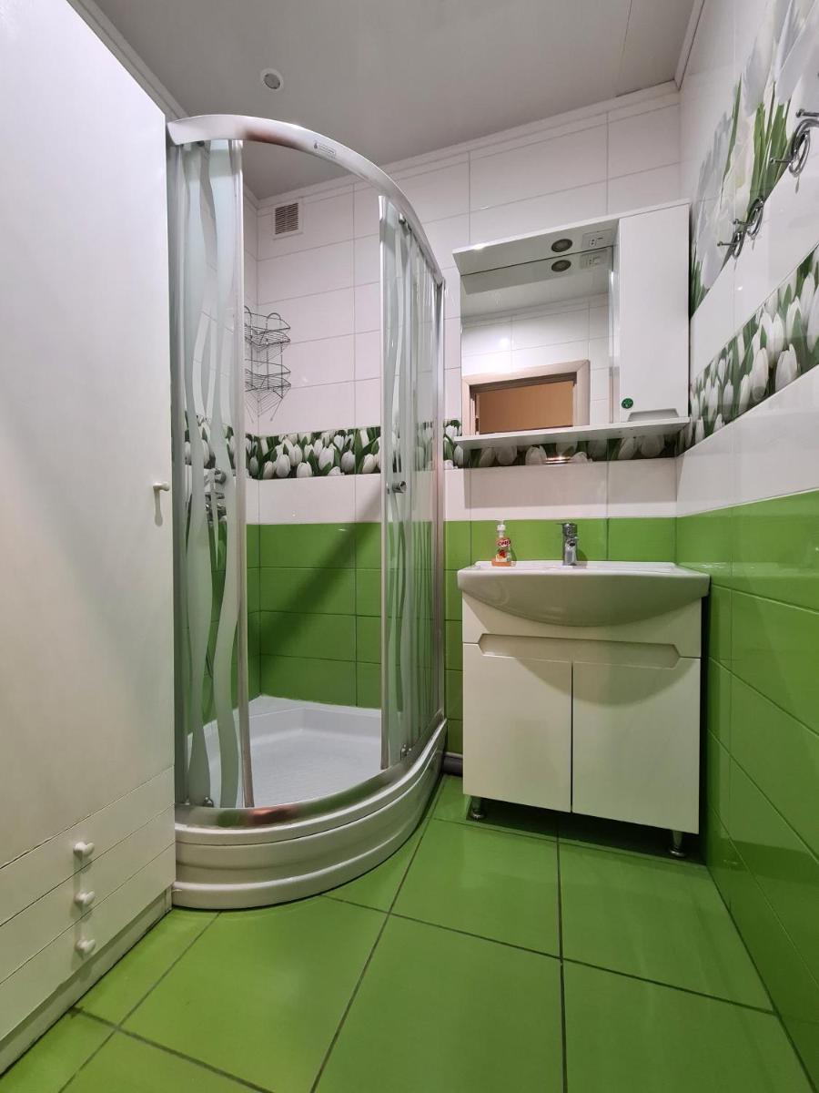 2-room View Apartment on Sobornyi Avenue 171, by GrandHome - Housity