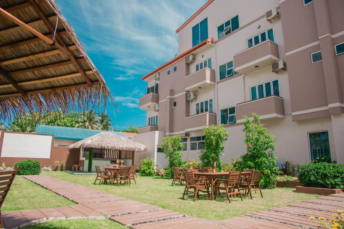 Reveries Maldives - Housity