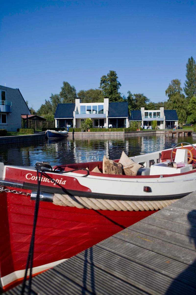 Amsterdam / Loosdrecht Rien van den Broeke Village - Housity