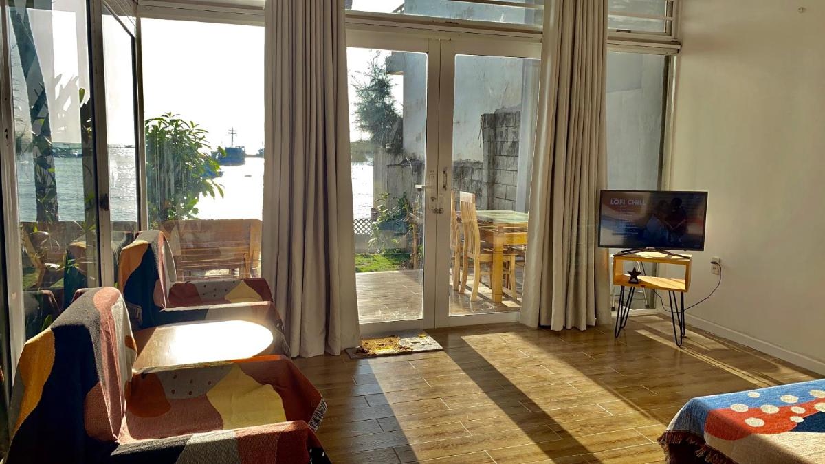 TS Beach House - Housity