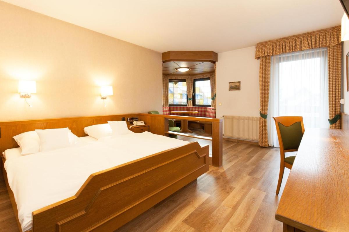 Landgasthof Hotel Hirsch - Housity