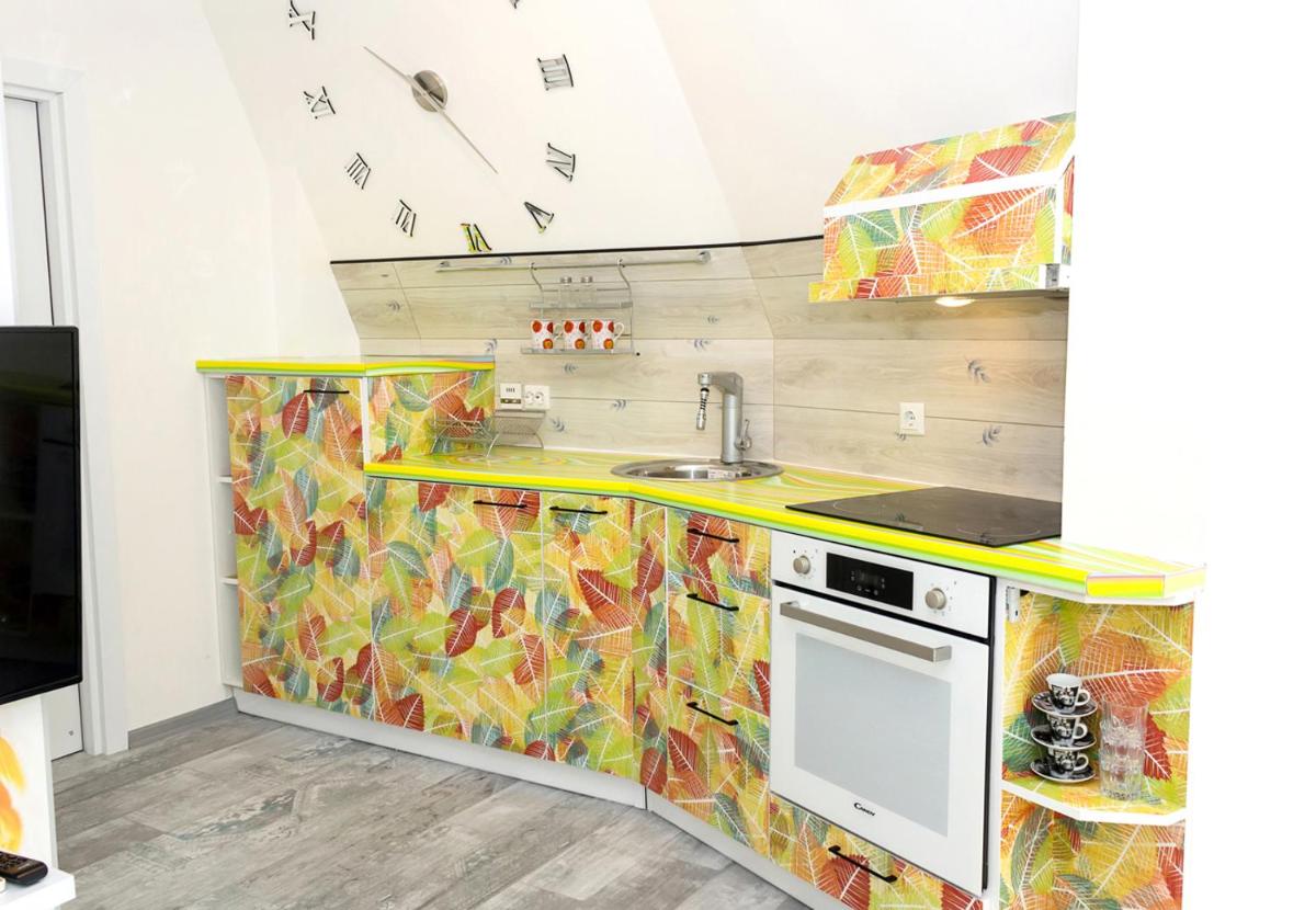 ACRYLIC & PASTEL Apartments - Housity
