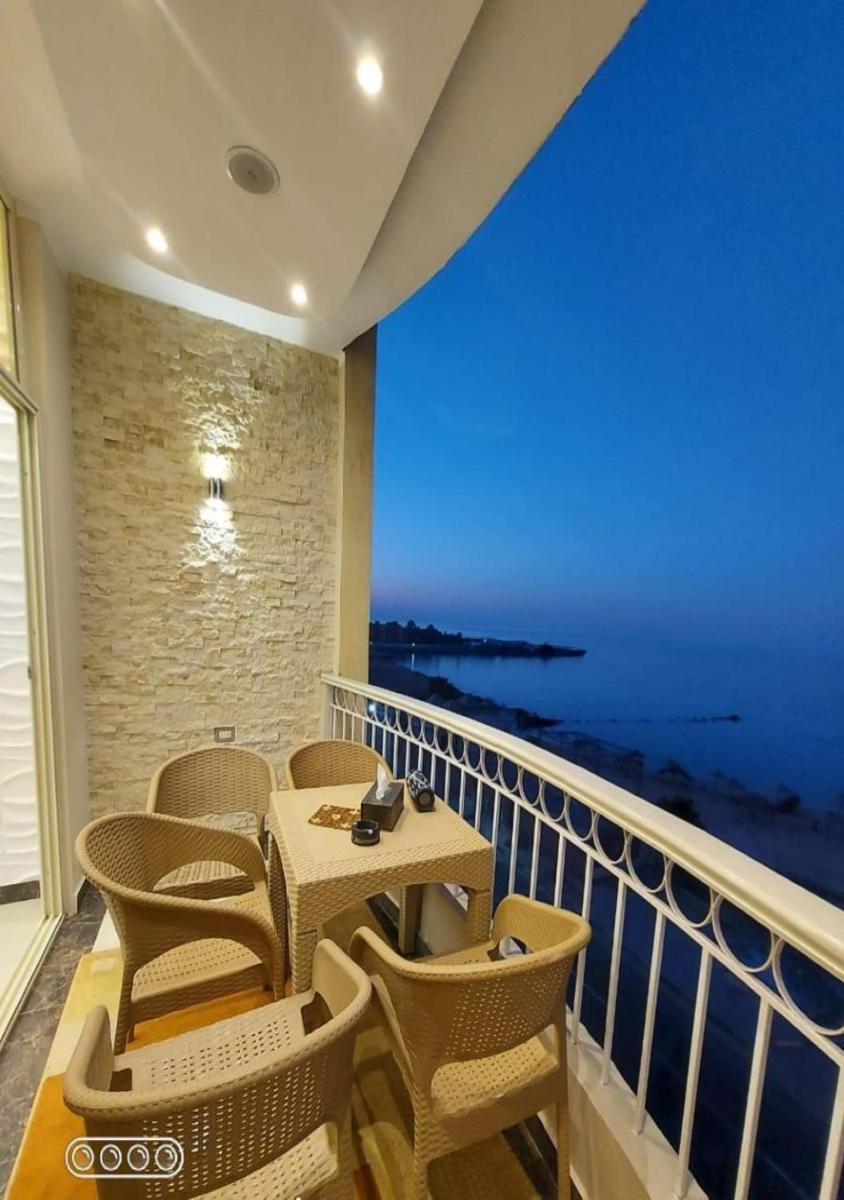 Rony's Ocean View Family Apartment - Housity