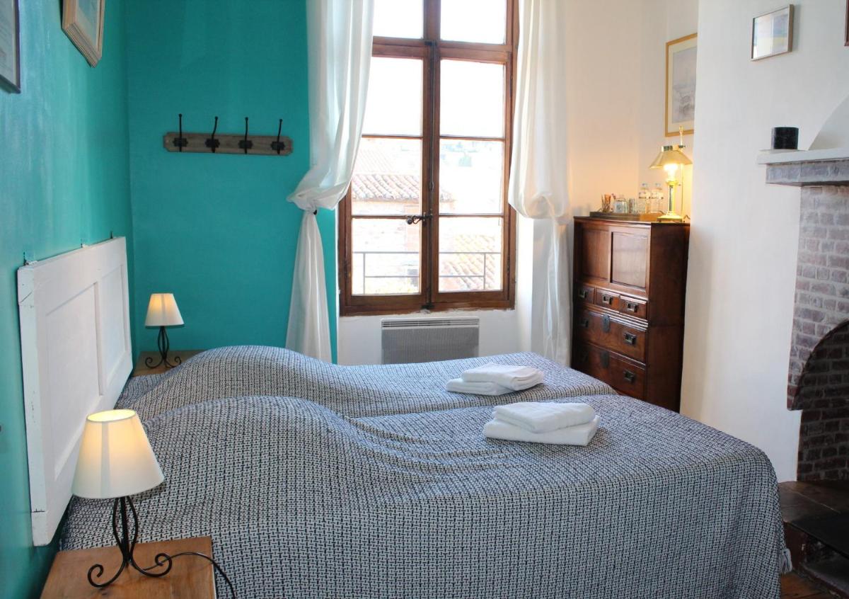 Maison Prades Chambre d'Hôtes - Housity