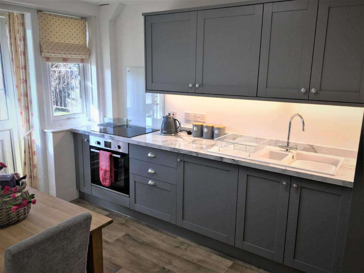 Fring House Apartment - Housity