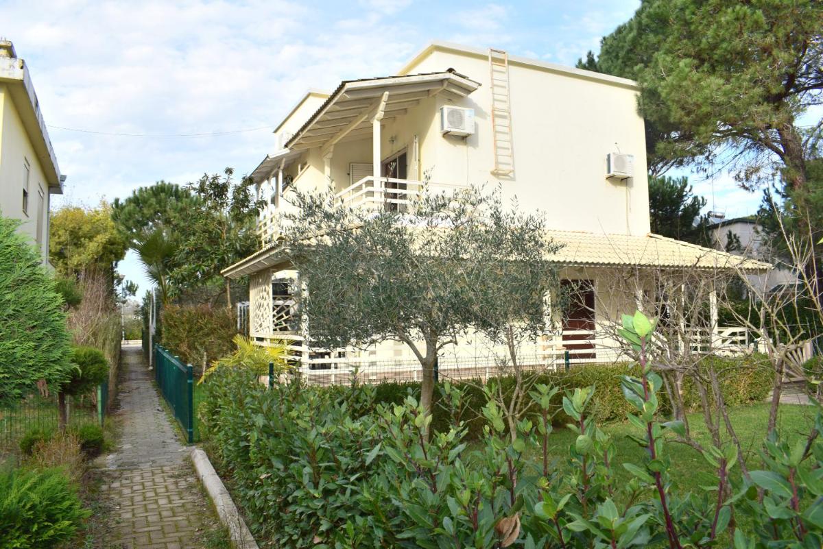 Lura 1 Beach House - 235 - Housity