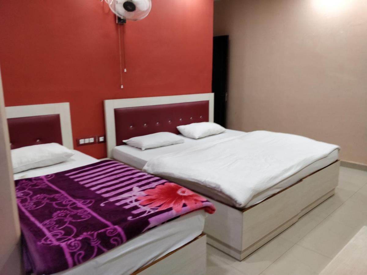 jyoti deluxe - Housity
