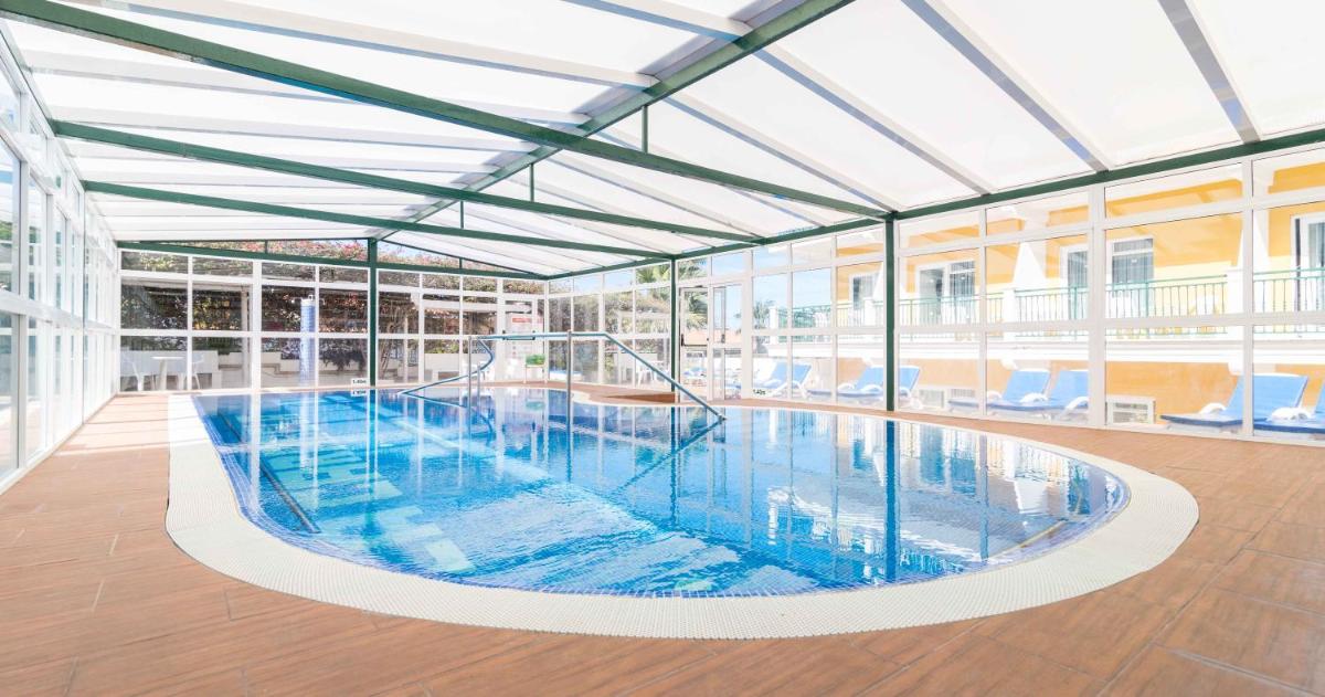 Apartamentos La Carabela - Housity