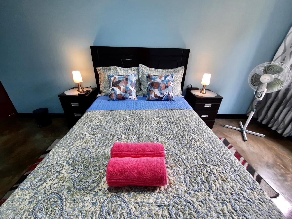 EL TUMI - Aeropuerto - Housity