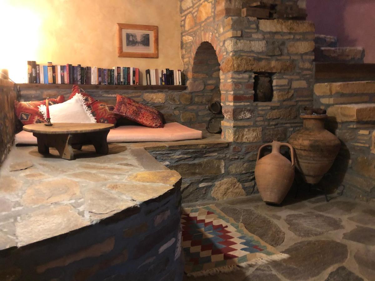 LITTLE HOUSE, Charming Village House with Fantastic View - Housity