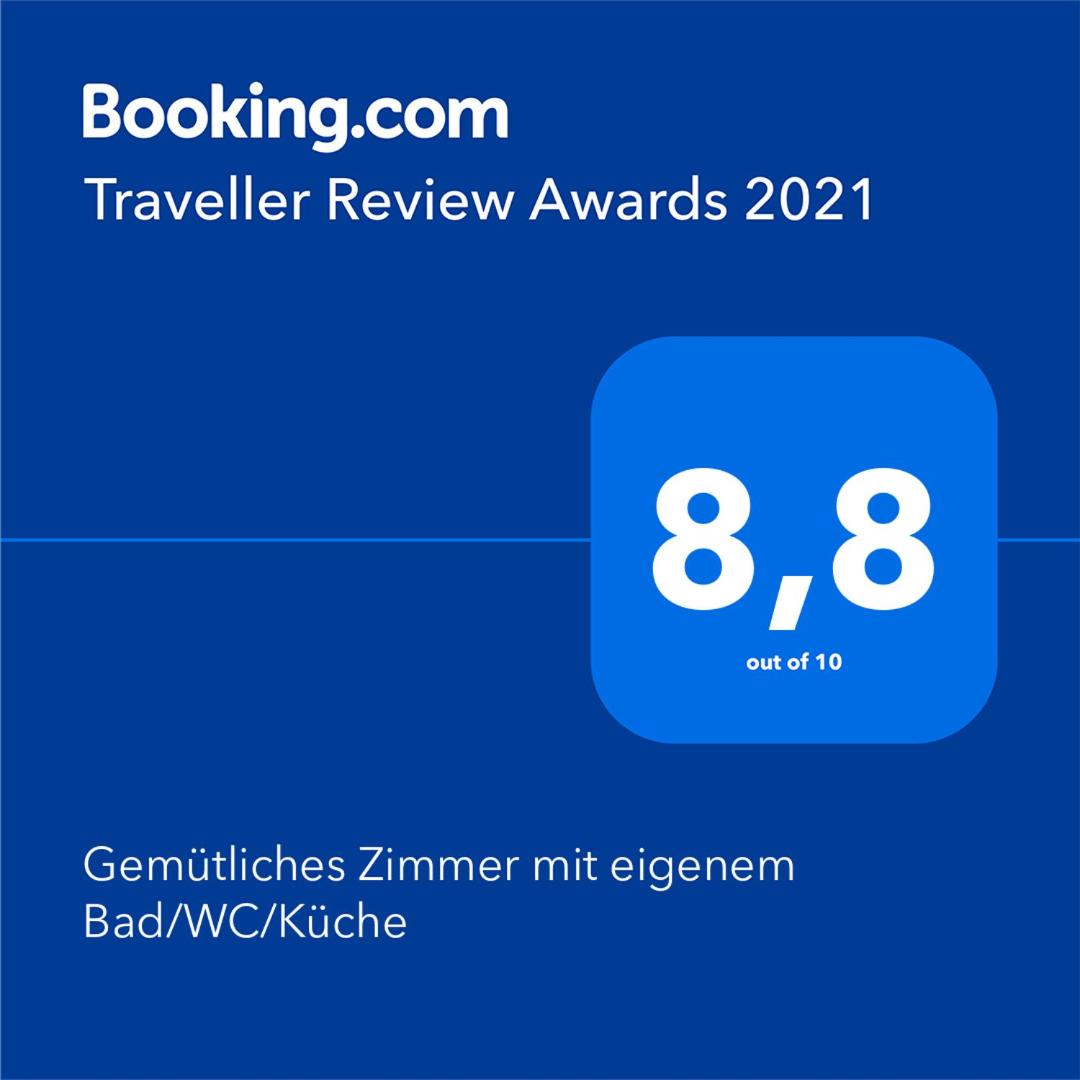 Gemütliches Zimmer mit eigenem Bad/WC/Küche - Housity