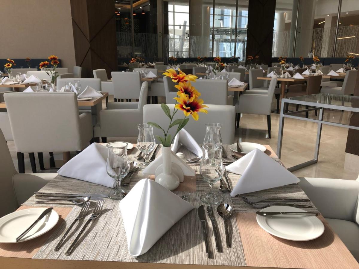 Cristal Amaken Hotel Riyadh - Housity