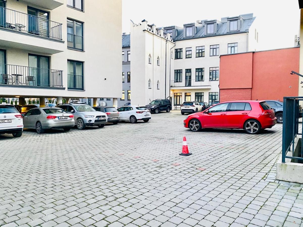 Modern 1BD Apartment in Old Town by Hostlovers - Housity