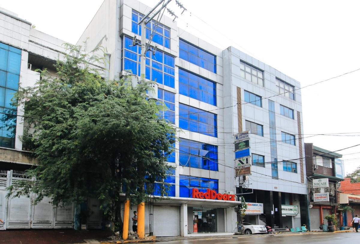RedDoorz Plus @ San Marcelino Malate - Housity