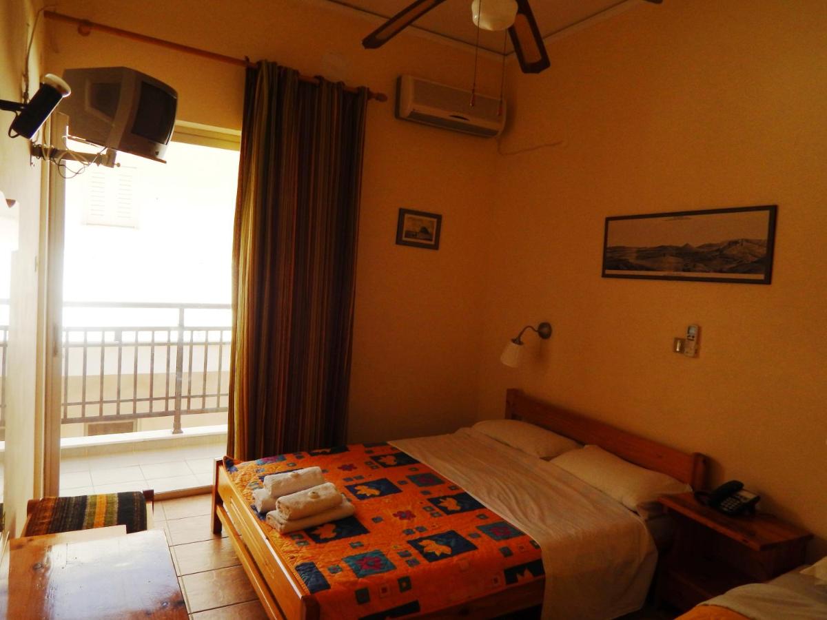 Angela's House Hotel - Housity