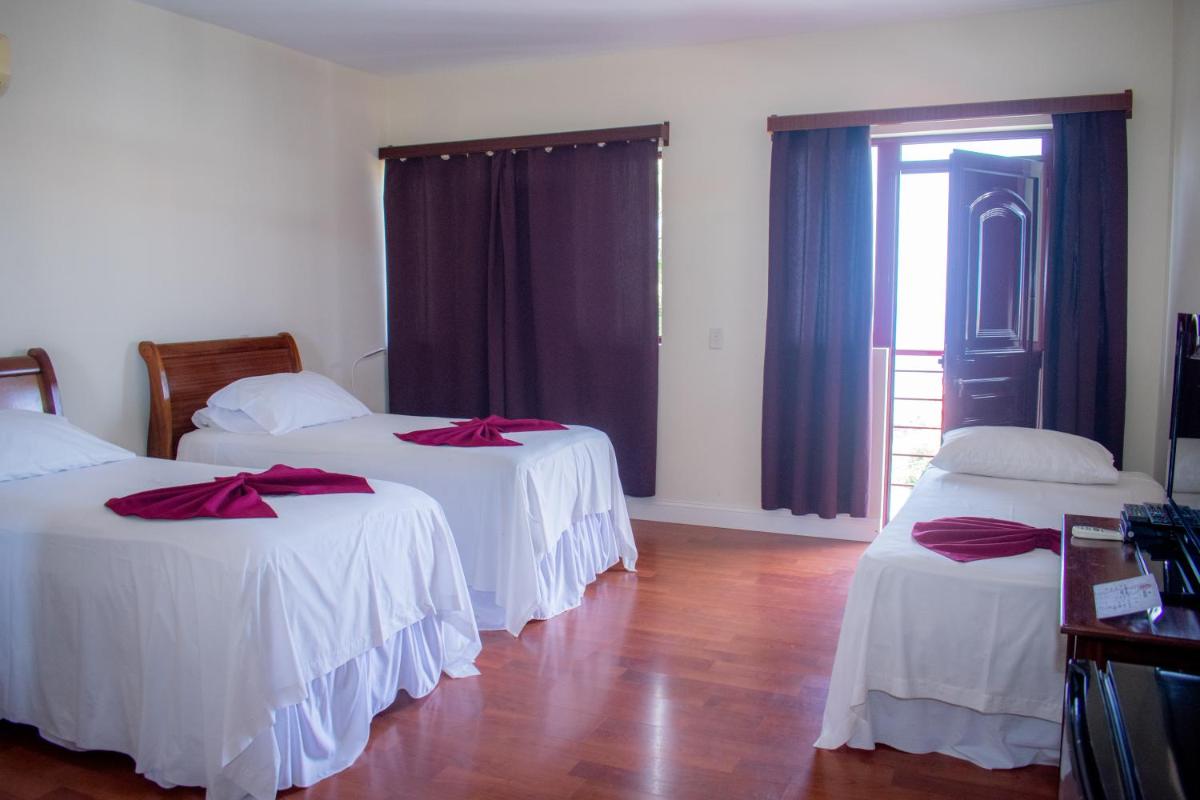 Hotel Santos Pina - Housity