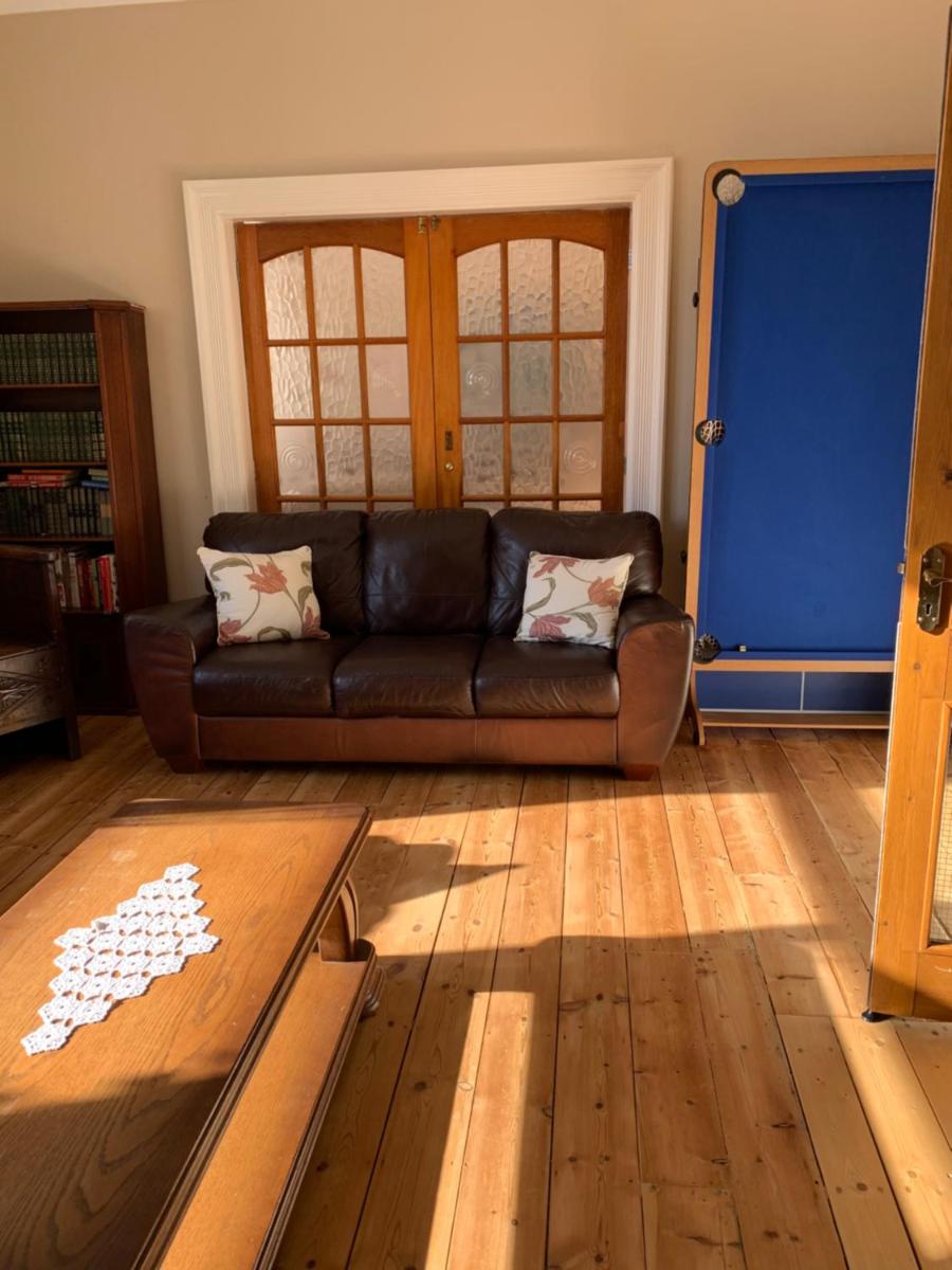 Kings Lodge Hotel - Housity