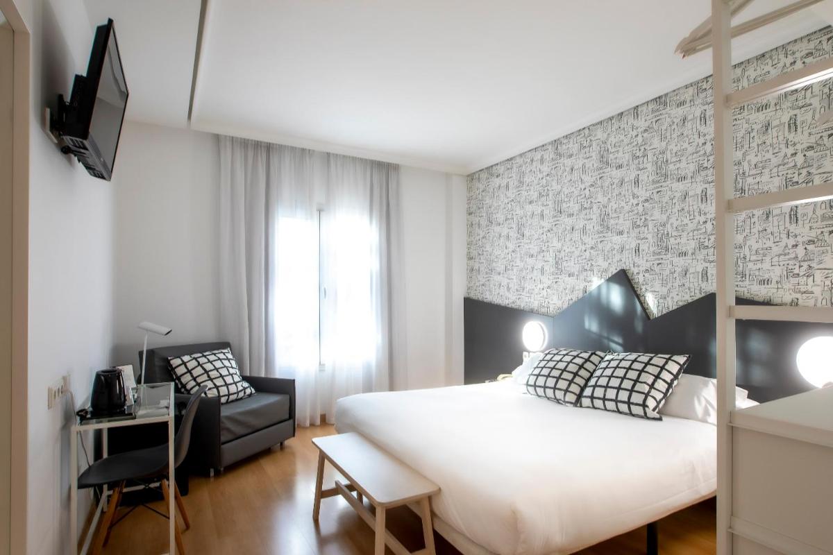 Hotel Urdanibia Park - Housity