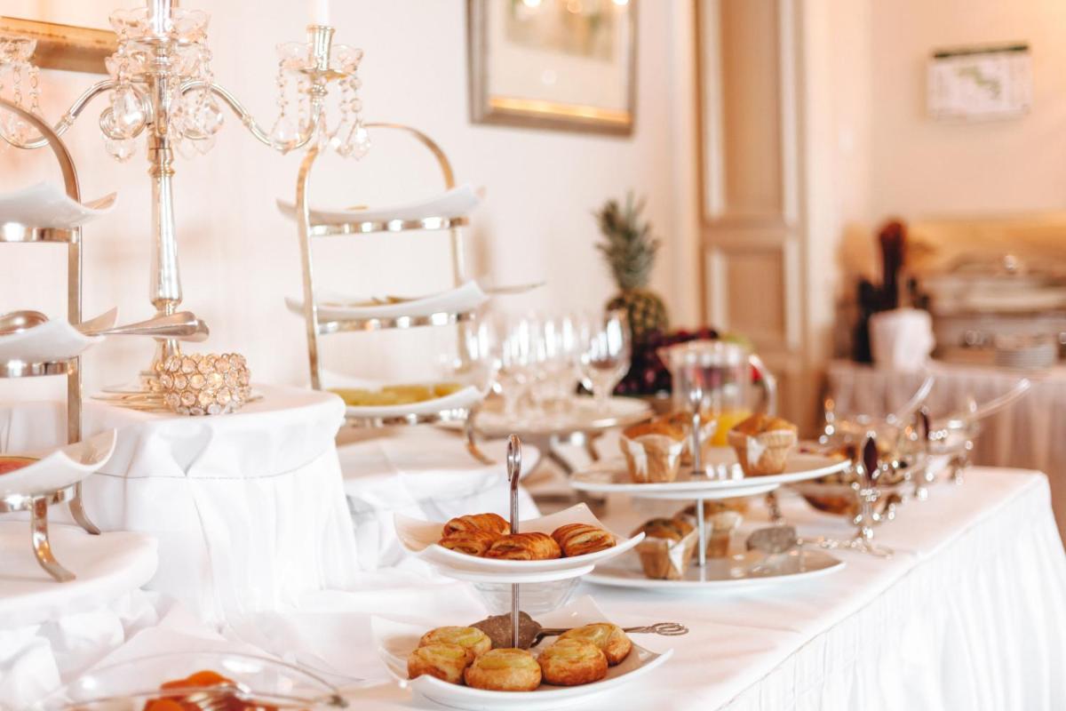 Essen im Hotel oder in der Nähe