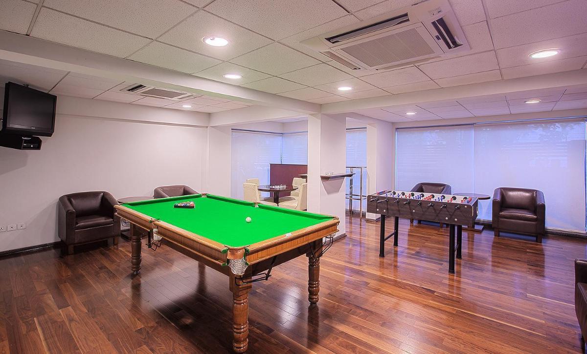 Oakwood Residence Naylor Road Pune - Housity