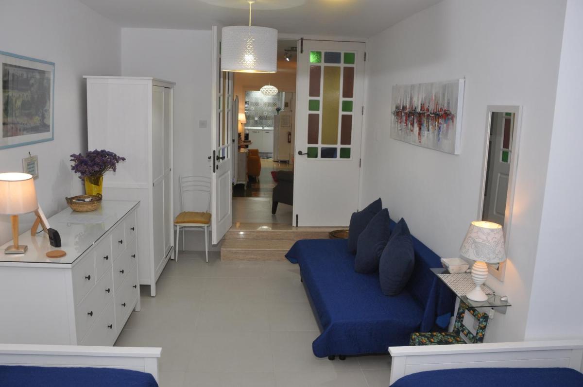 Private Apartment in Pembroke St Julians - Housity