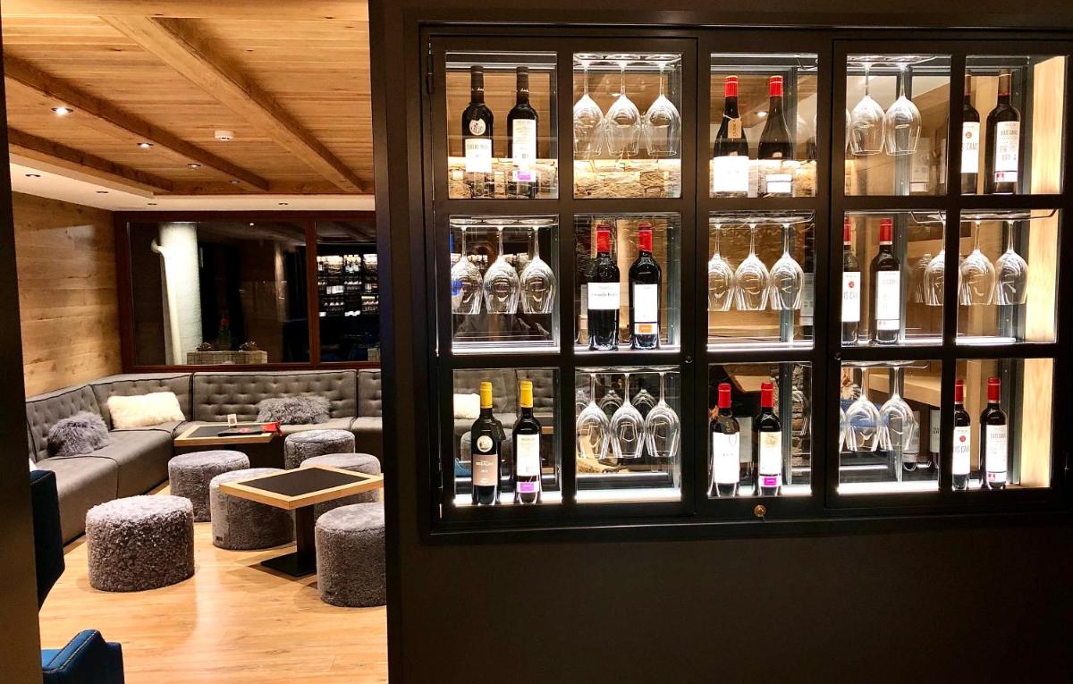 Bebidas en Hotel Petit Lacreu