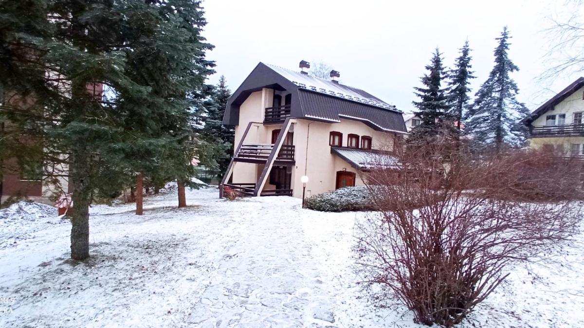 Konačište Zlatibor - Housity