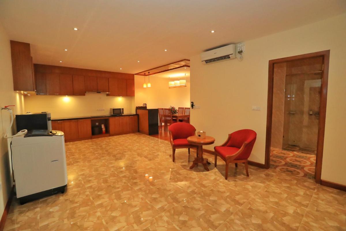 Sunset Palace View Suites - Housity
