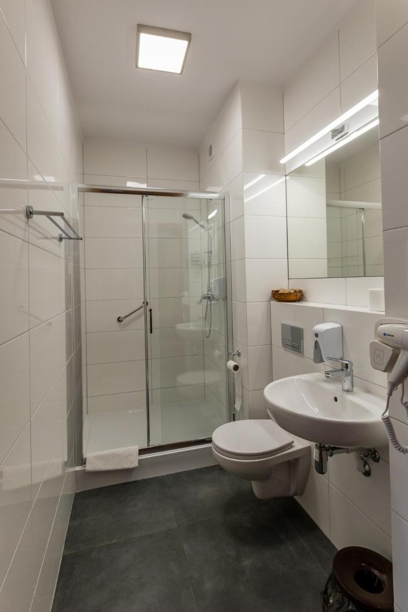 Hotel Sport - Housity