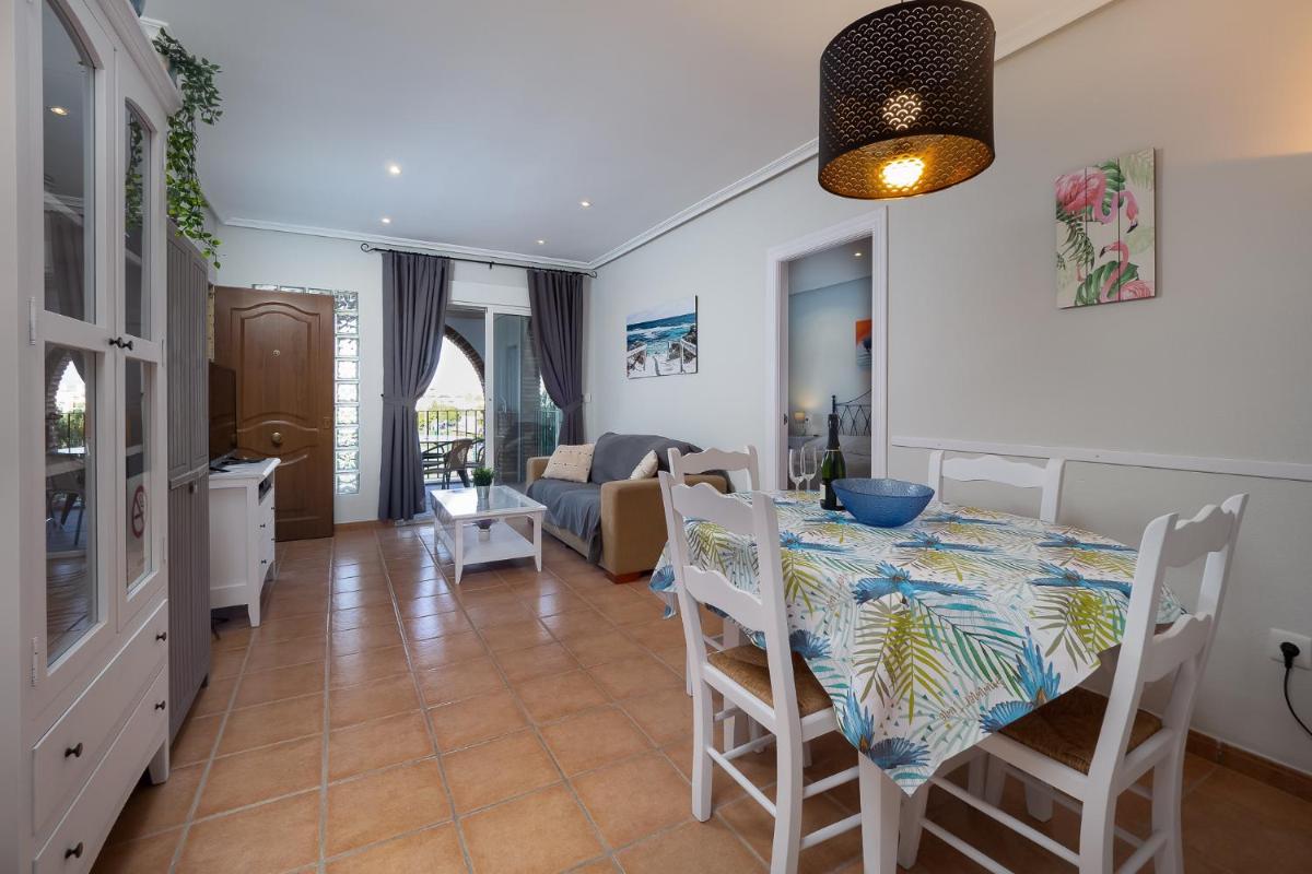 Homes of Spain, Al Andalus Residencial L Apartamento primera planta, WIFI - Housity