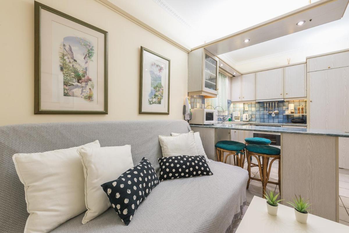 Amazing Apartment Pallini - Near Airport & Metro - Housity