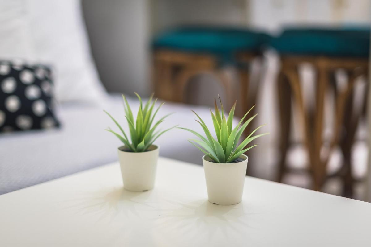Amazing Apartment Pallini - Near Airport & Metro - Housity