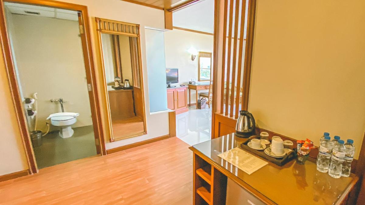 K Park Grand Hotel SHA PLUS certified - Housity