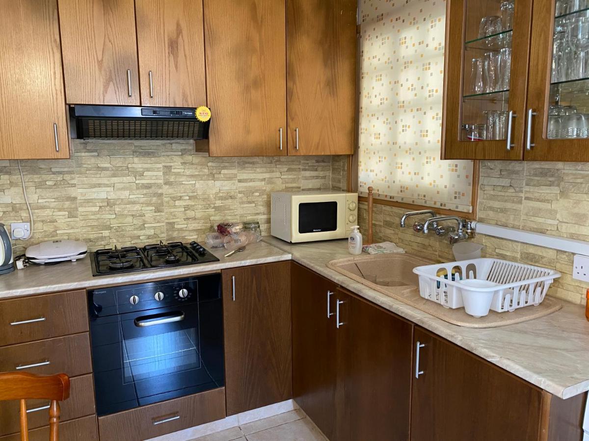 Suitetrails - Artemis Beach Apartment