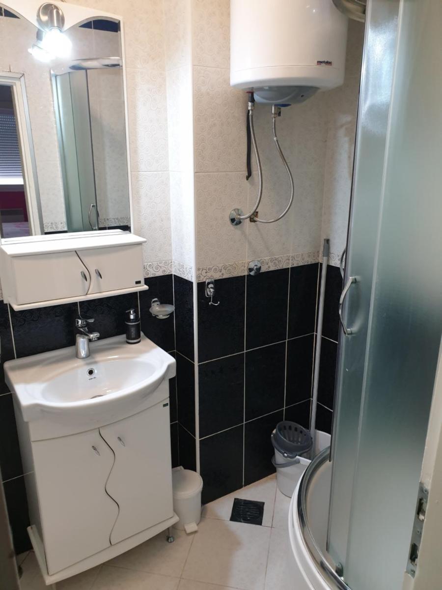 Apartment Centar Deluxe - Housity