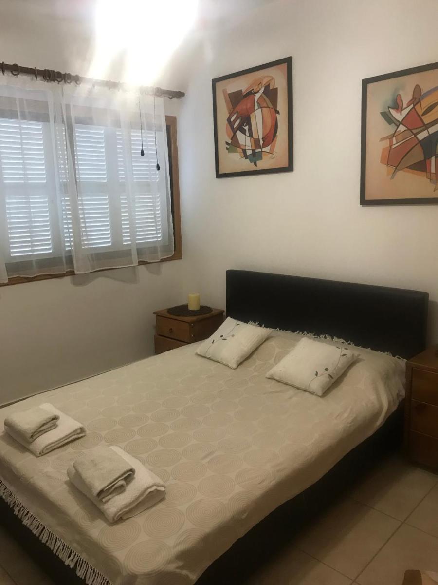Suitetrails - Artemis Beach Apartment