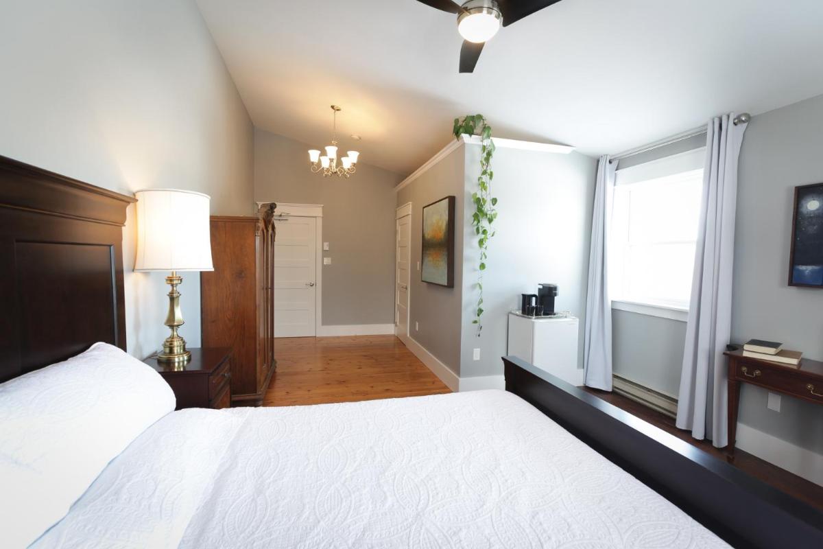 Jackson's Falls Country Inn - Housity