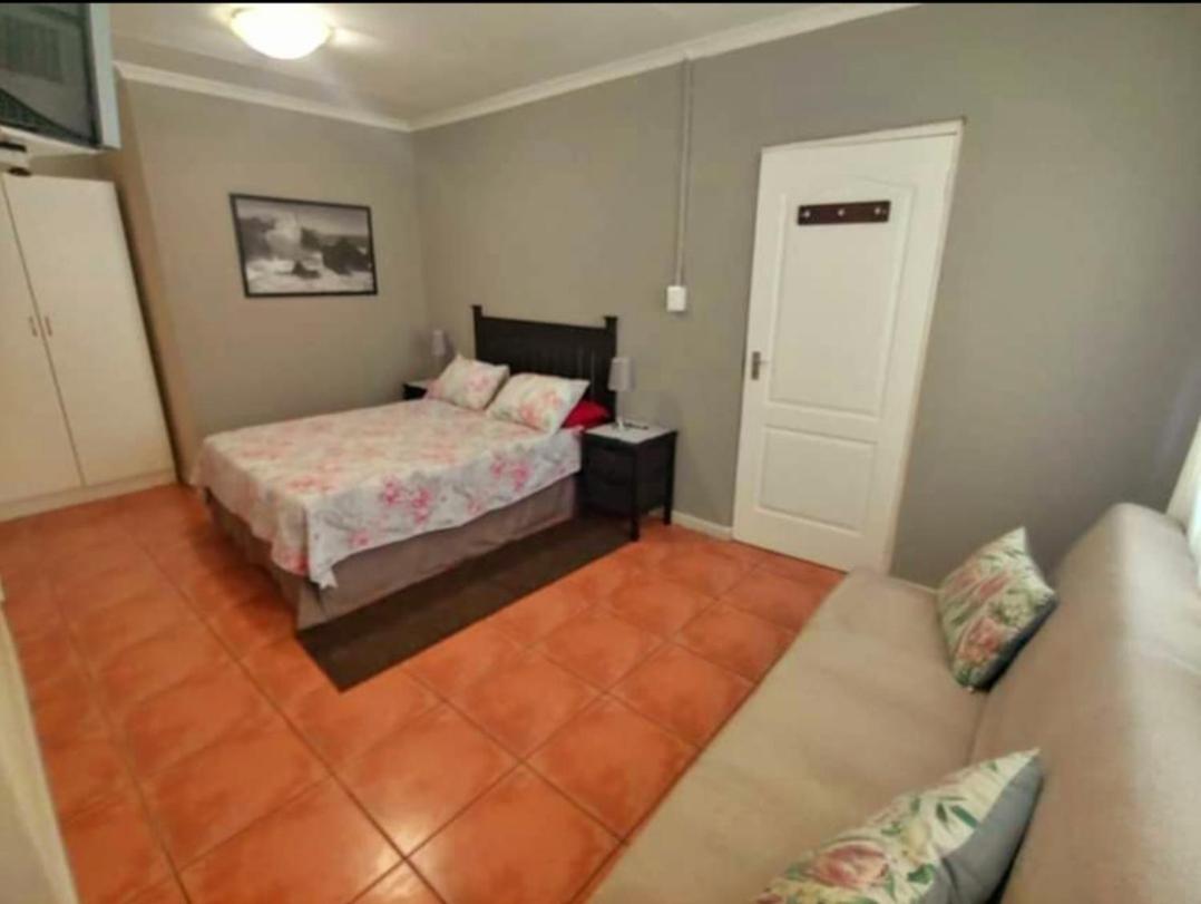 N-One Self Catering - Housity