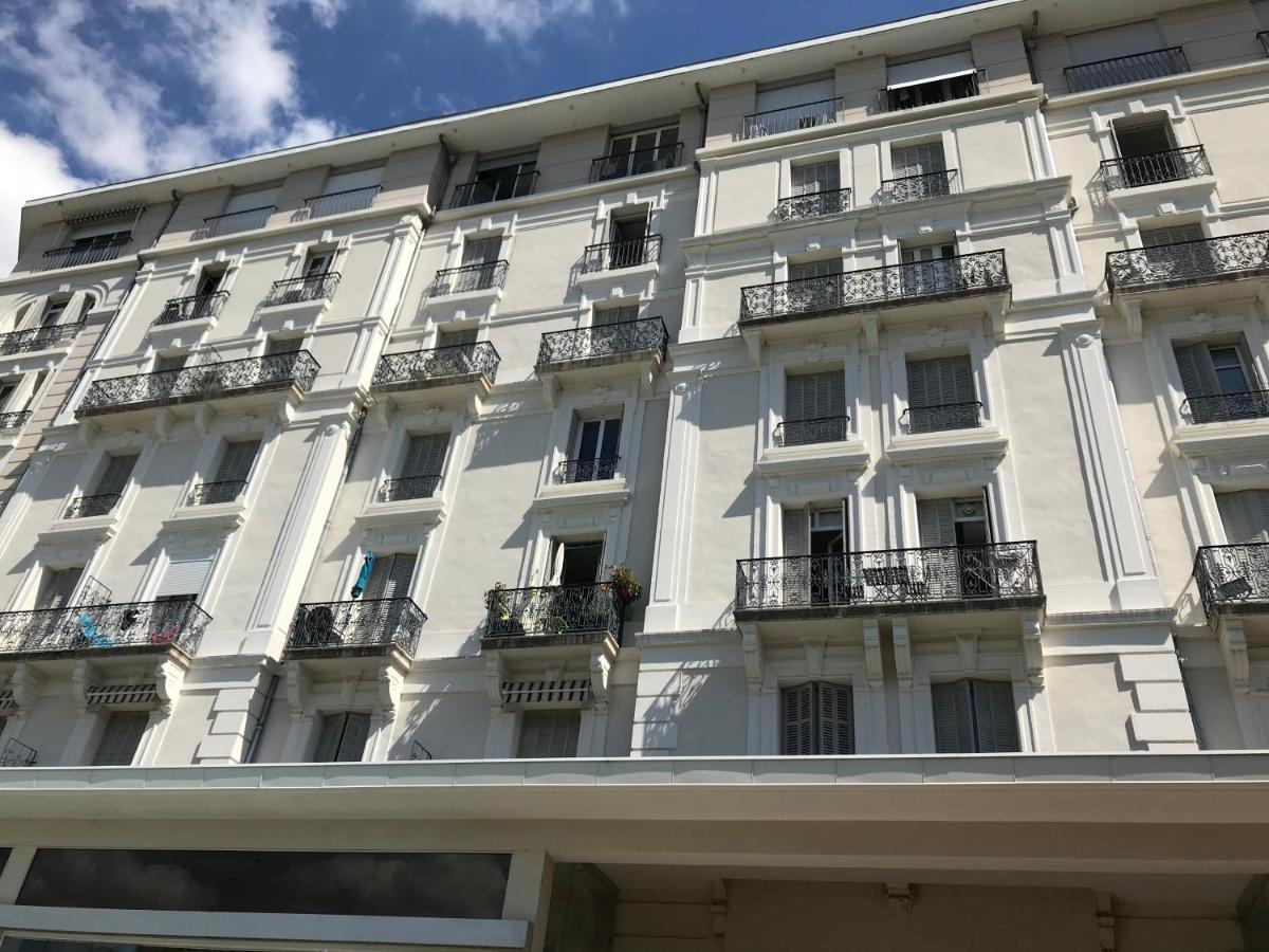 Charme et tranquillité, dans résidence avec piscine, L’APARTÉ - SEJOURAIX - Housity