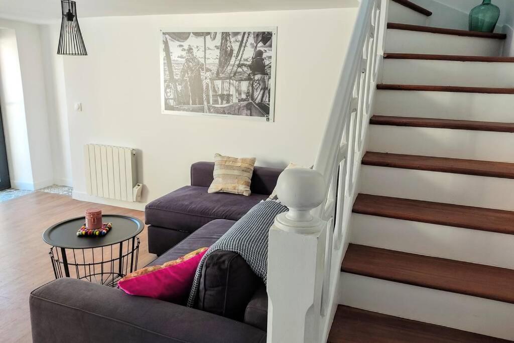 Charming holiday home near top beaches and ports - Housity